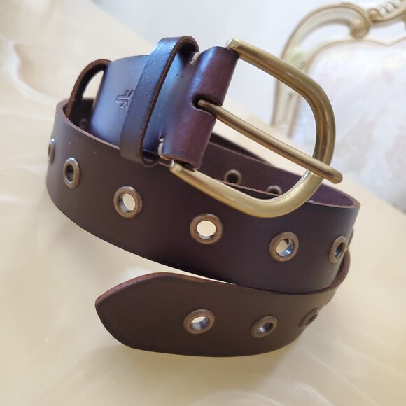 Frye Leather Grommet Belt Size Medium - Picture 2 of 13